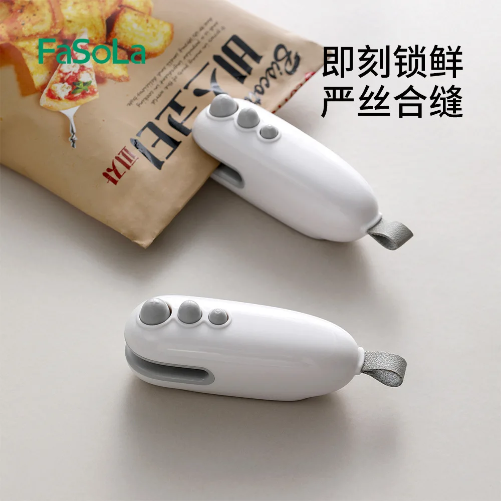 Small and Mini Plastic Sealing Machine, Household Snack Sealing Clamp, Food Preservation Vacuum Heat Sealing Machine Magic Tool