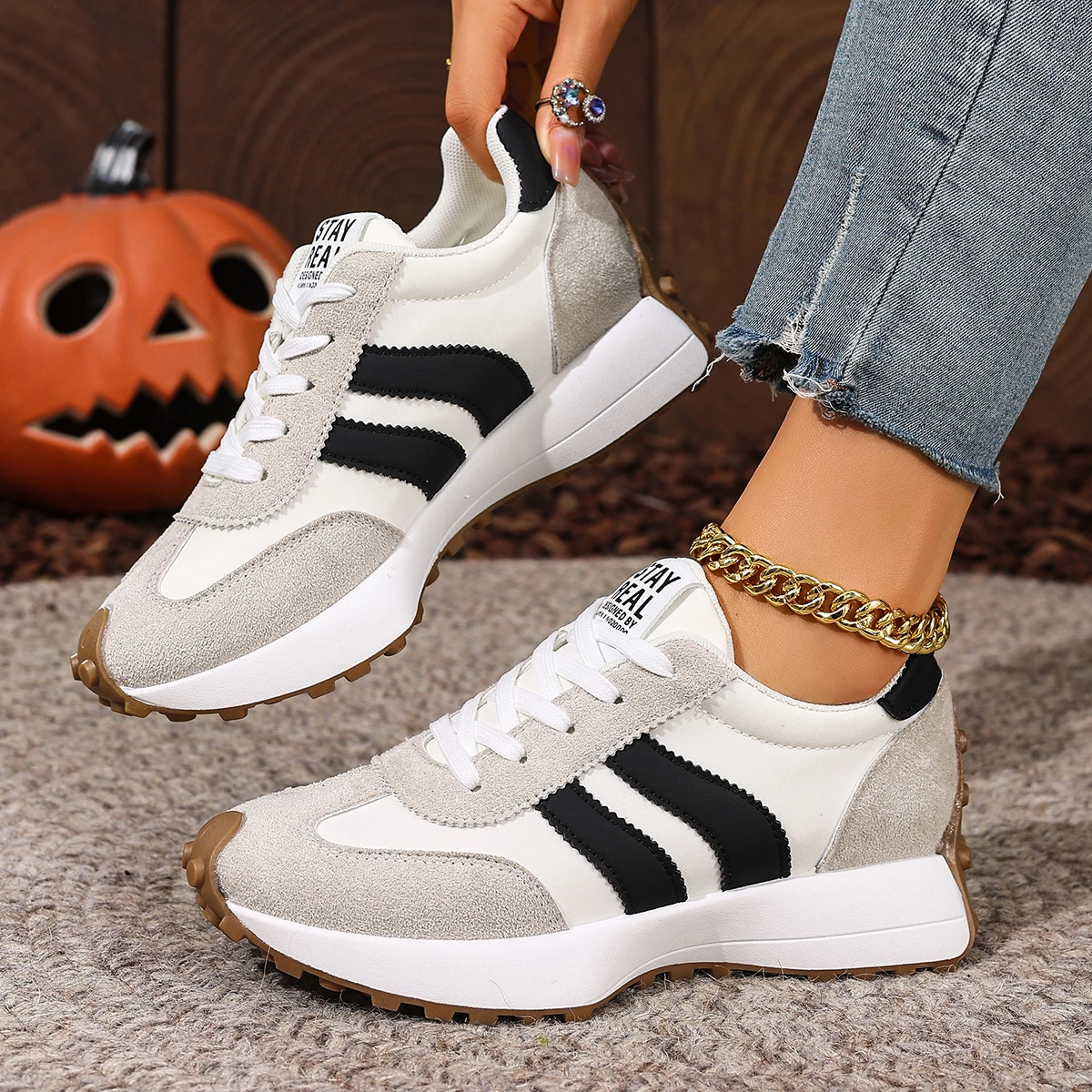 Trend Women Sneakers 2025 New Casual Flat Round Toe Sports Shoes Spring Autumn Sneakers Women Fashionable Designer Shoes Women