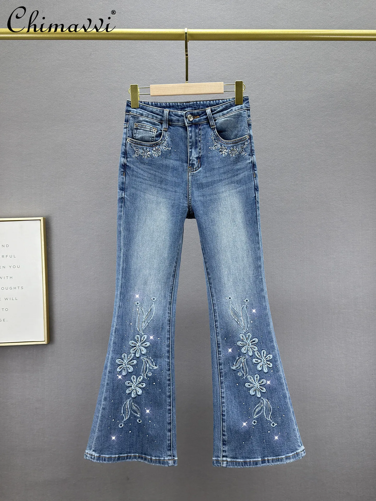 

Embroidered Rhinestone Flare Jeans Women New Spring/summer 2026 Fashion Stretch High-waisted Slim-fit Distressed Long Pants