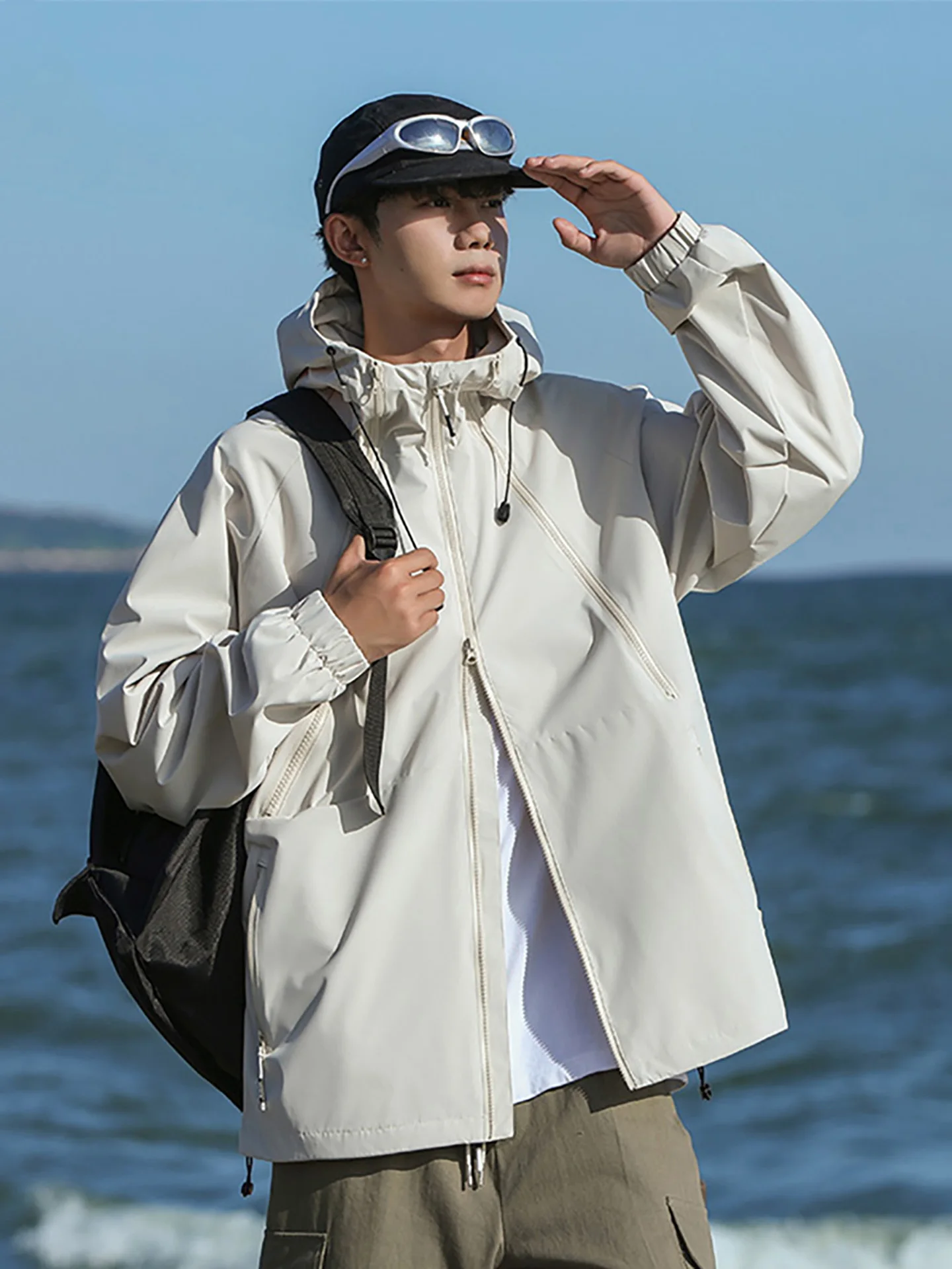 

Men's Outdoor Casual Jaet Spring Autumn Tee-in-One Hooded Windbreaker Versatile Faionable Polyester Nylon Cosite Fiber