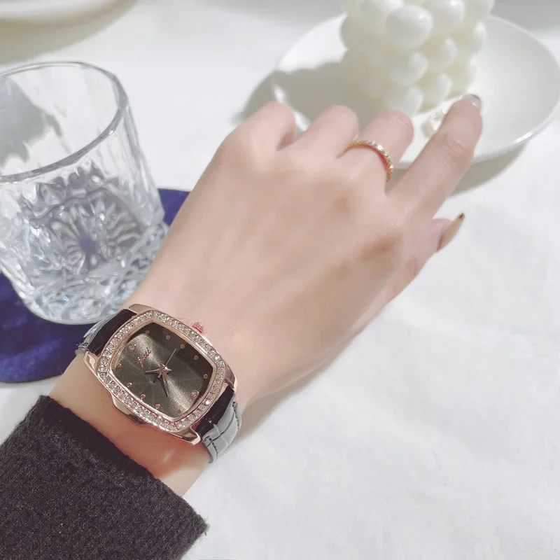 

Роскошные брендовые модные часы-браслет для женщин, кварцевые часы с кожаным ремешком, женские наручные часы, черные часы Reloj Para Mujer