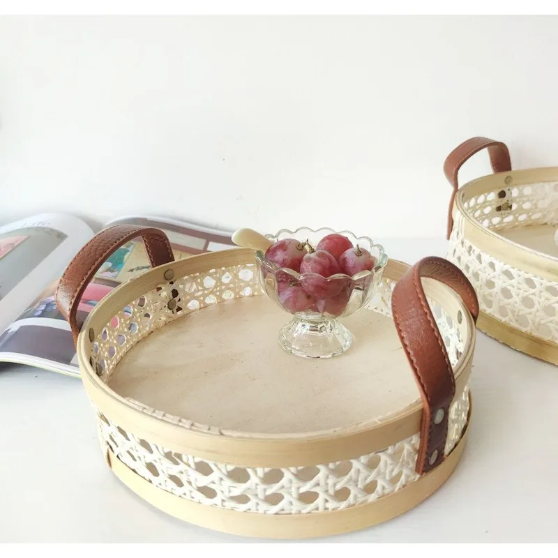 Handmade retro Nordic rattan tray leather handle round perfume aromatherapy fruit and vegetable snack tray storage basket
