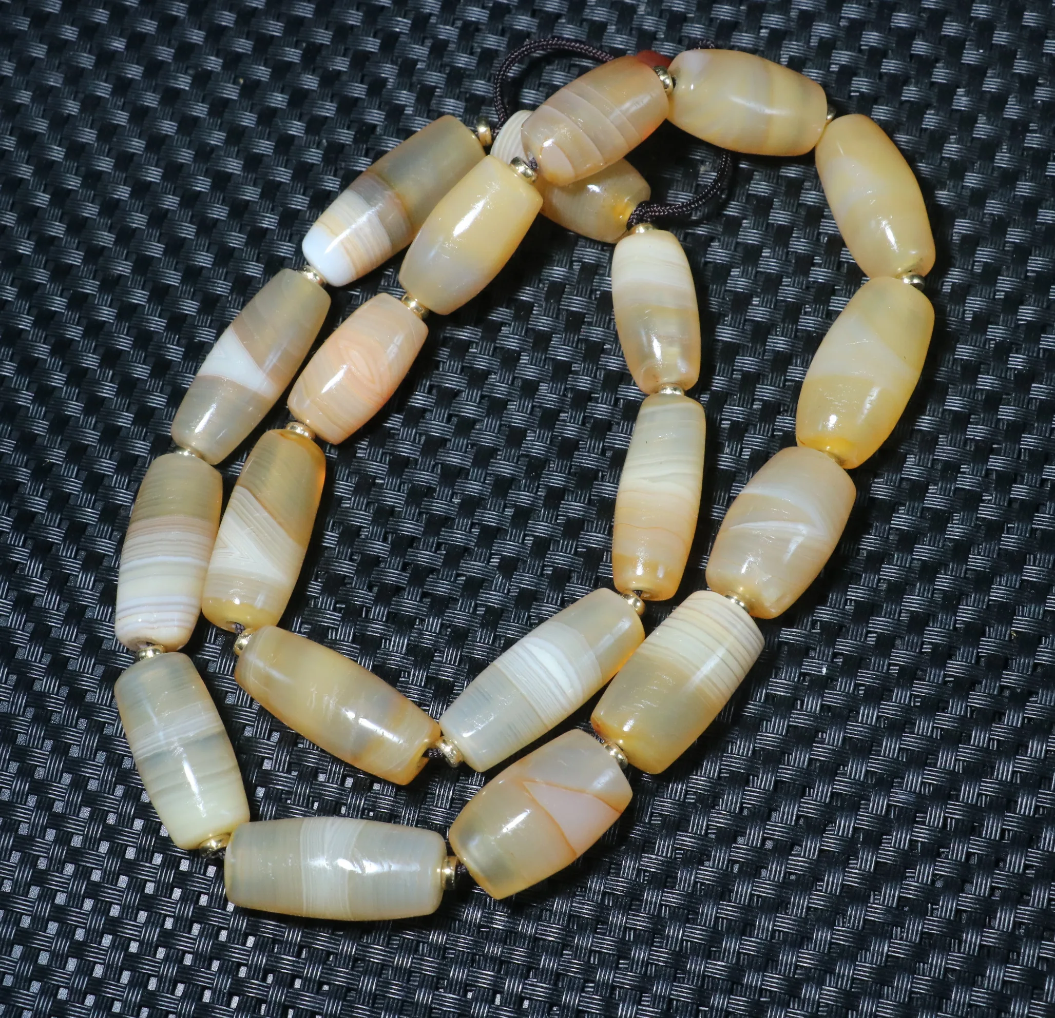 

Cool Style Energy Tibetan Top Old Agate Natural Silkworm Lines Tube dZi Bead Prayer Strand UPD210528A6b