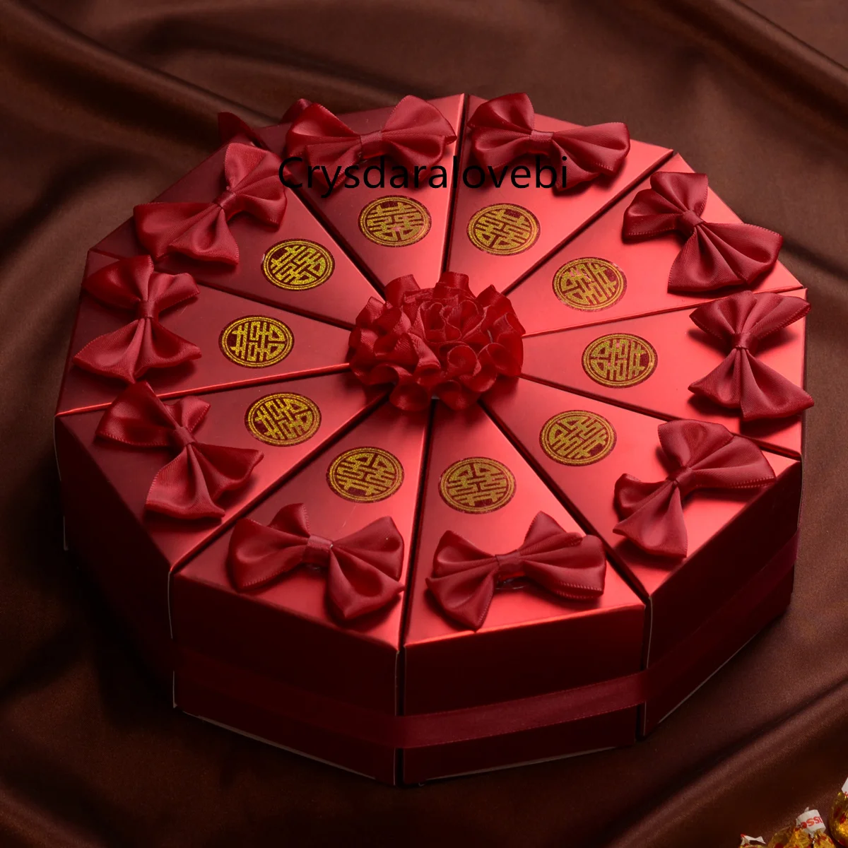 20pcs Blue / Red Triangular Cake Style Wedding Favors Candy Boxes Party Gift Box With Faux Flowers Ribbons Tags