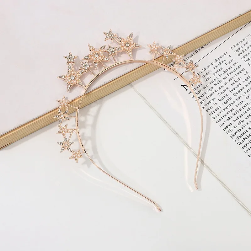 Star Diamond Tiara Headband,All Seasons,Sparkling Star Design,Luxurious Elegant,Perfect for Glam Looks,Statement Accessory