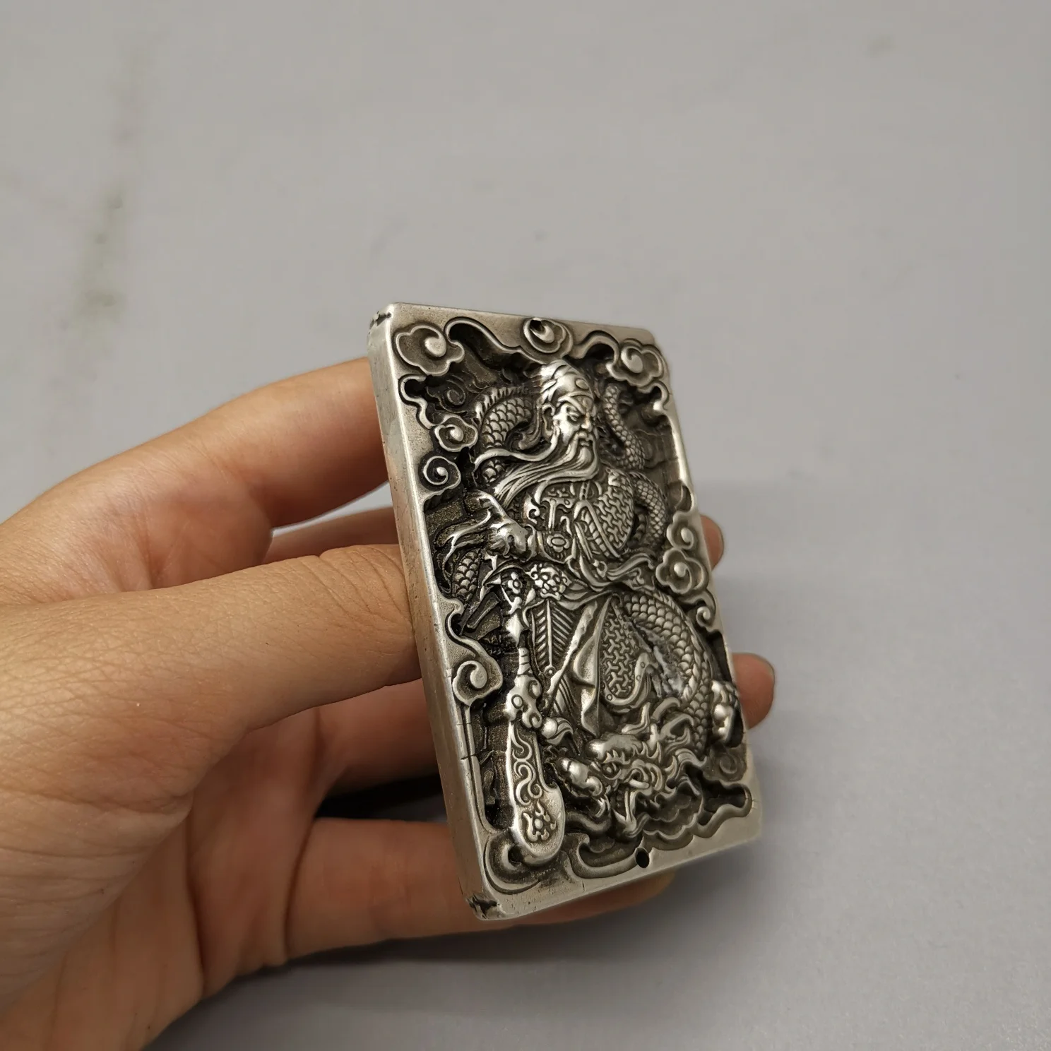 Wyszukane chińskie tybetańskie srebrne Amulet "Guan Yu" pomyślny naszyjnik/zawieszka metalowe rękodzieło