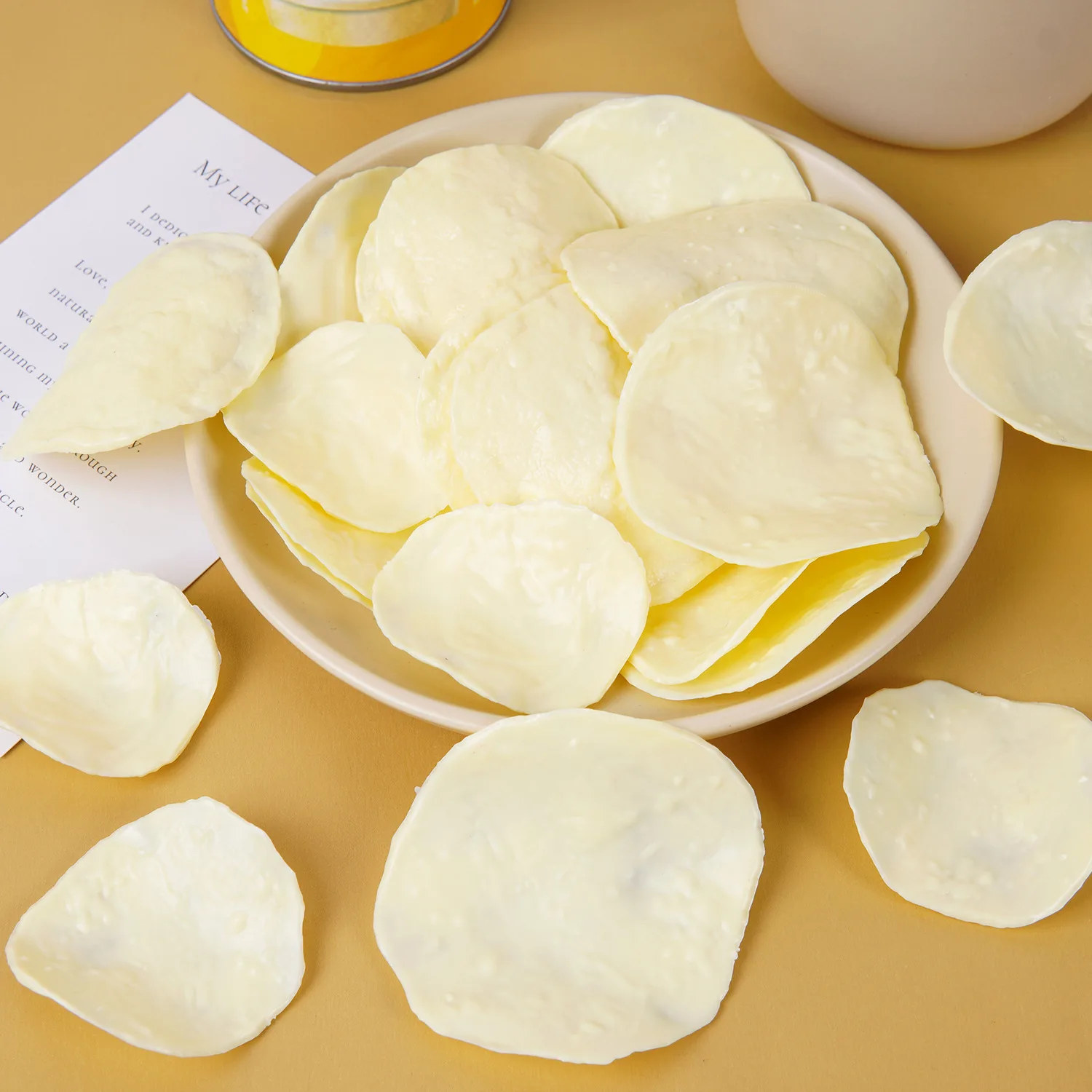 5pcs Artificial Potato Chips Keychain Realistic Fake Puffed Food Model PVC Simulation Potato Chip Pendant Keychain Decoration