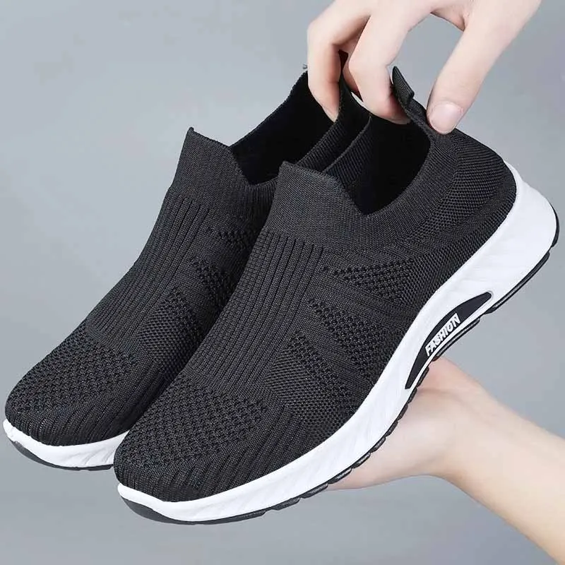 Men Breathable Knit Slip On Shoes Lightweight Cushioned Sole Round Toe Outdoor Elderly Walking Sneakers view 3