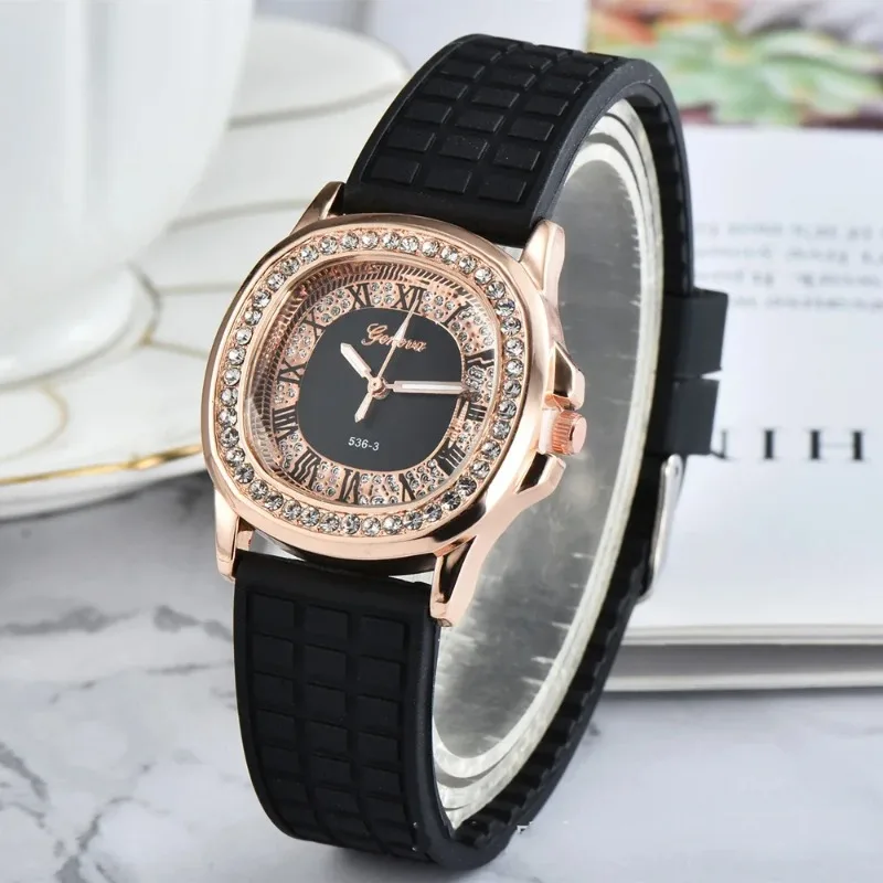 

Women's Watches Fashion Rhinestone Top Luxury Brand Casual Sport Watch for Women Ladies Silicone Quartz WristWatch Montre Femme