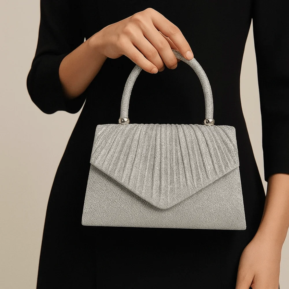 

Messenger Bag Lightweight Advanced Sense Banquet Bag Luxury Fashionable Women Evening Handbag Elegant Chain Dinner Purse Gift