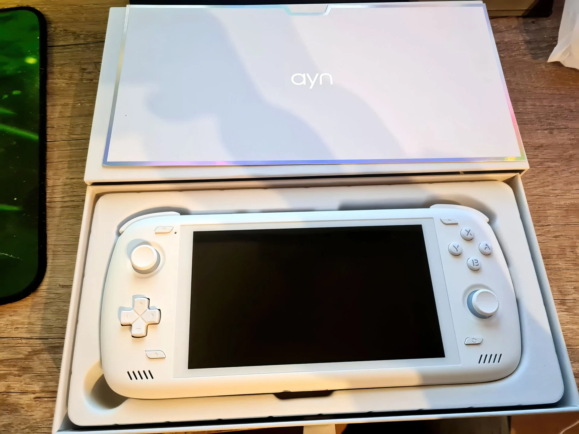Original AYN Odin2 Portal Game Console 1920*1080 OLED Screen 8000mAh 7" 120HZ SnapDragon 8GEN2 Handheld Game Console Custom Gift