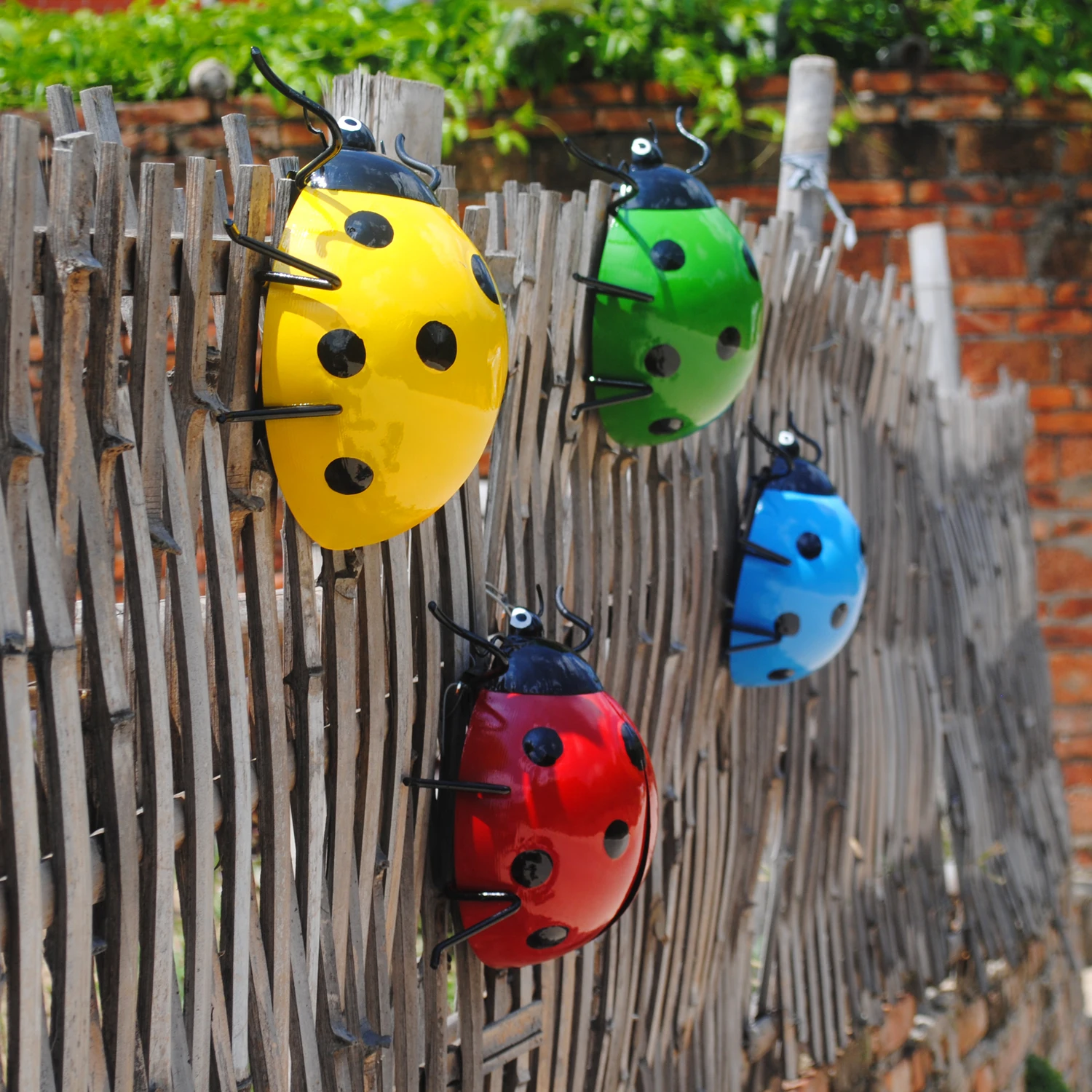 Outdoor patio iron Wall mount decoration rural Pendant modern Simulated Ladybug Home farmhouse
