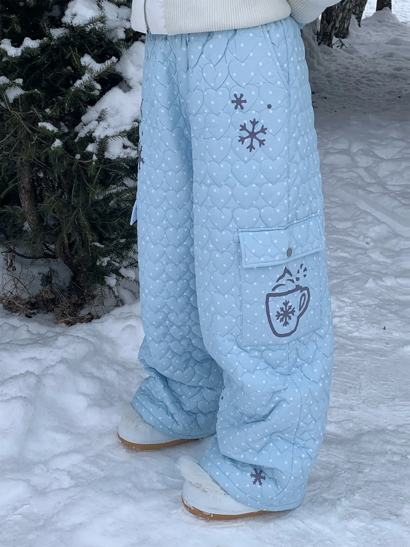 

Warm Cotton Trousers with Quilted Heart And Polka Dot Patterns in Light Blue for Winter High Waist Straight Leg Outerwear