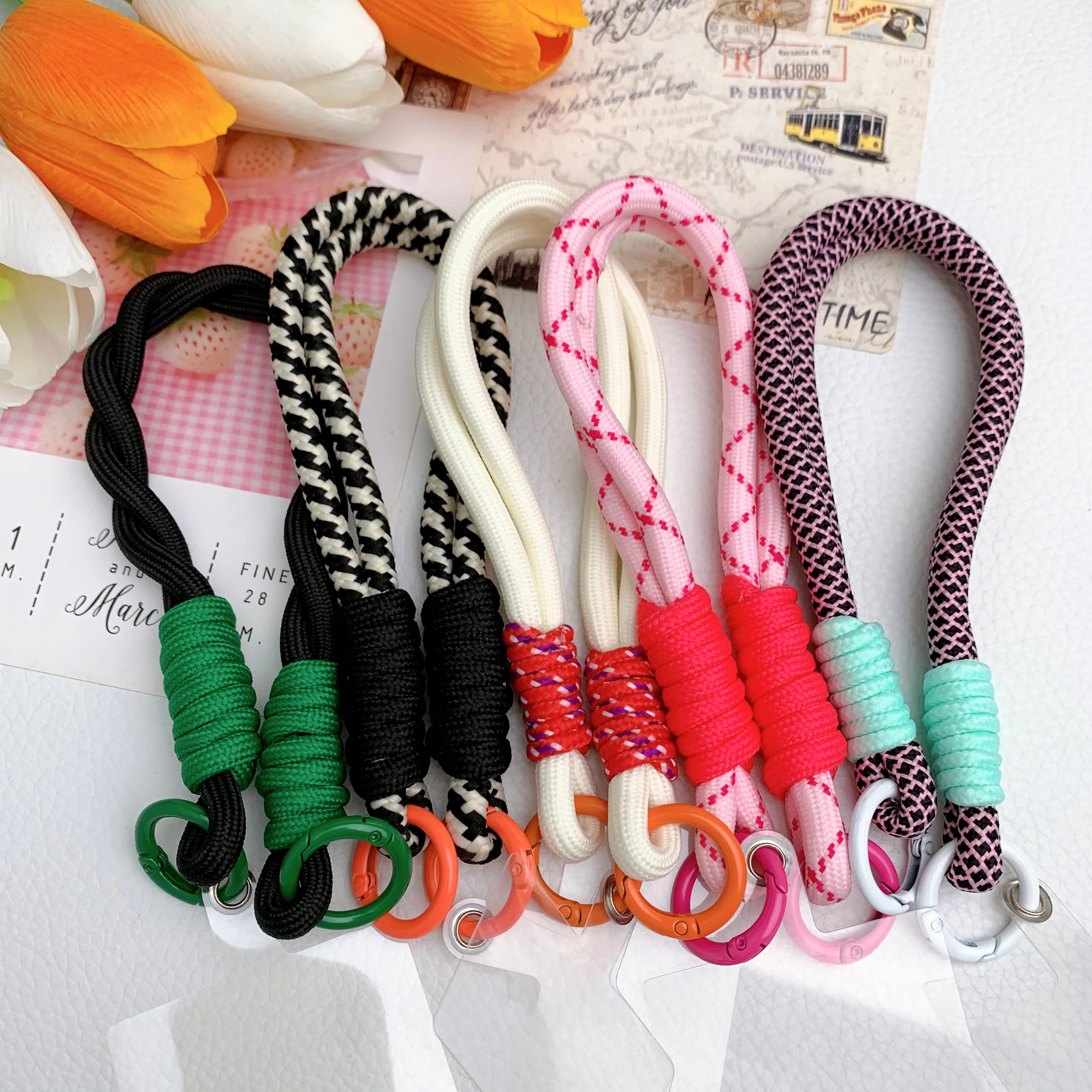 Korean Universal Phone Lanyard Wrist Strap For iPhone Xiaomi Woven Hand Bracelet Chain Short Coloful Rope Keychain Hanging Chain