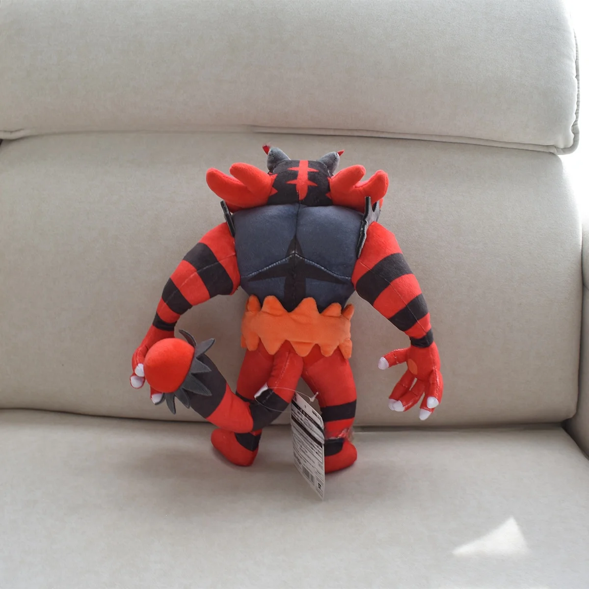 Pokemon Litten pluszowy Incineroar wypchana lalka Kawaii Home Decor zabawki anime Hobby kolekcje ewolucji pluszowe dzieci prezent na boże narodzenie