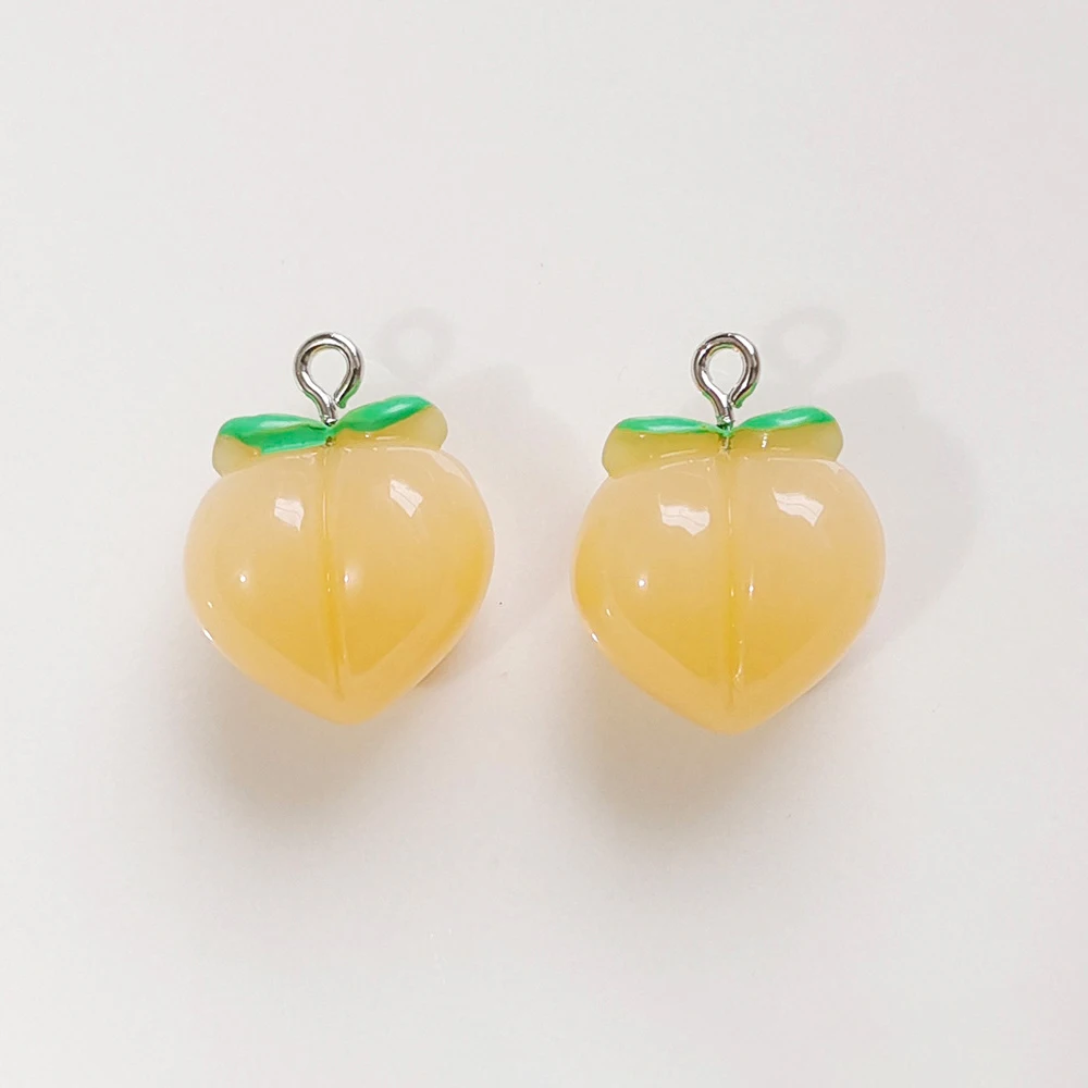 10 Buah Liontin Jimat Resin Datar Persik Transparan untuk Aksesori Pembuatan Perhiasan DIY Dekorasi Gantungan Kunci Kalung Anting