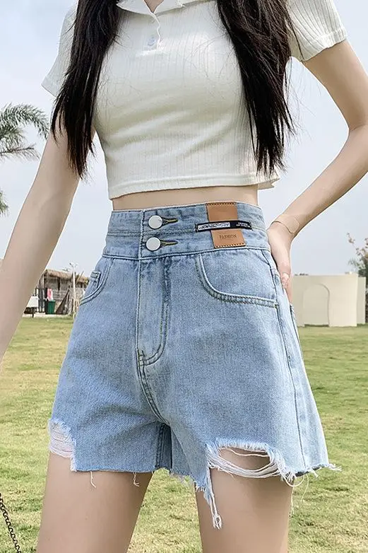 

Women's High Waist Loose and Slim A-line Small Design Patch Ripped Denim Shorts