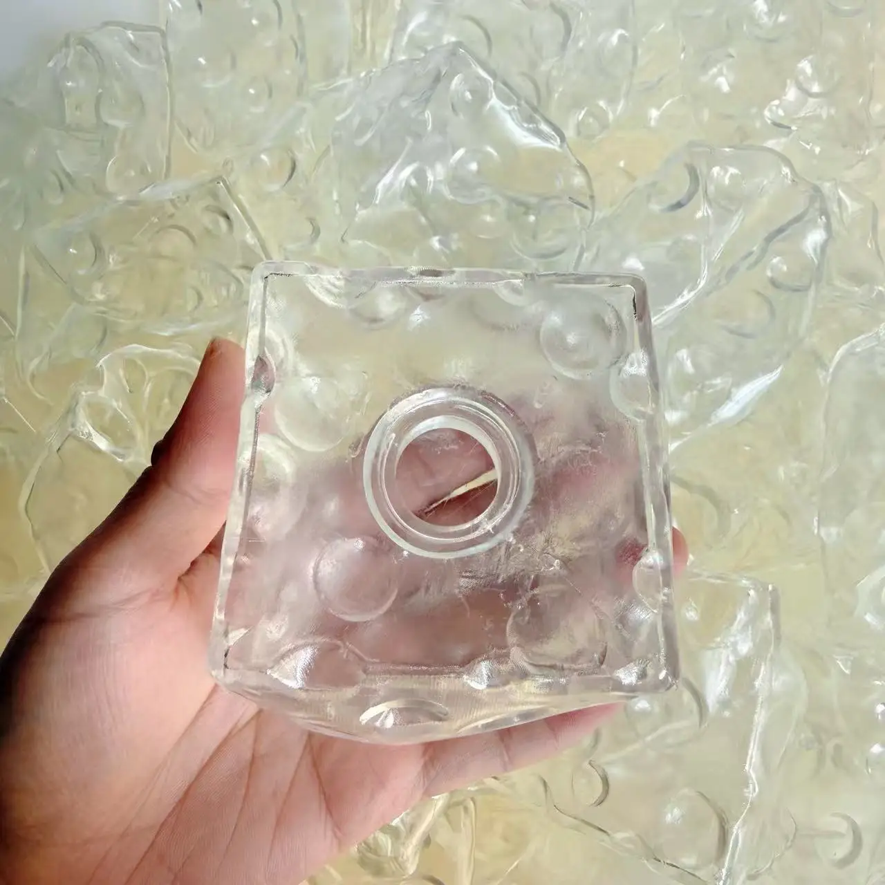7cm Käse-DIY-Leerkugelhülle aus weichem TPR, transparent, für selbstgemachtes Quetschspielzeug, Ersatzhülle, kann gefüllt werden. – Detail 1
