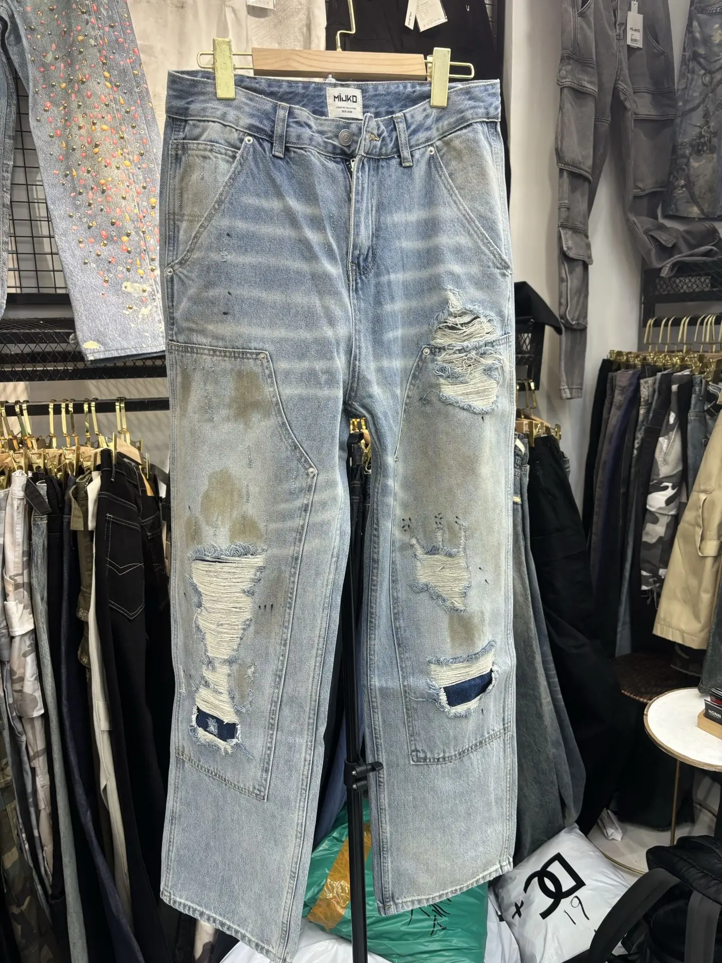 

Retro American Heavy Du Distred Jeans Men Women Couples Loose Hole Long Pants Casual Loose Fit Denim Jeans for All Seasons