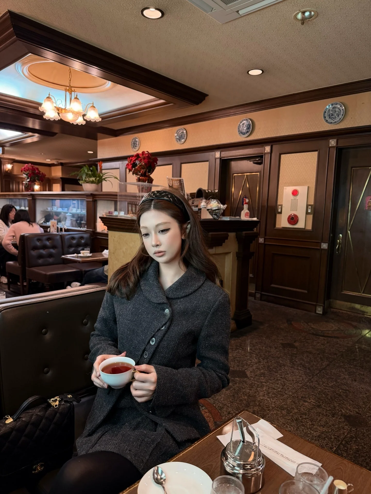 

ato Hero ey Woolen Tee-Piece Women's Winter Faion Set Asymmetrical Design Long Sve Mid-Length Casual Sle