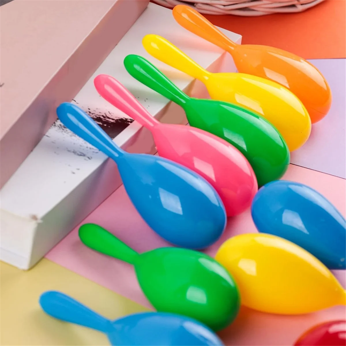 25PCS Maracas voor kinderen, Maracas Mini Kleurrijke Maracas Speelgoed Noisemaker Muziekinstrumenten voor peuters Feestartikelen