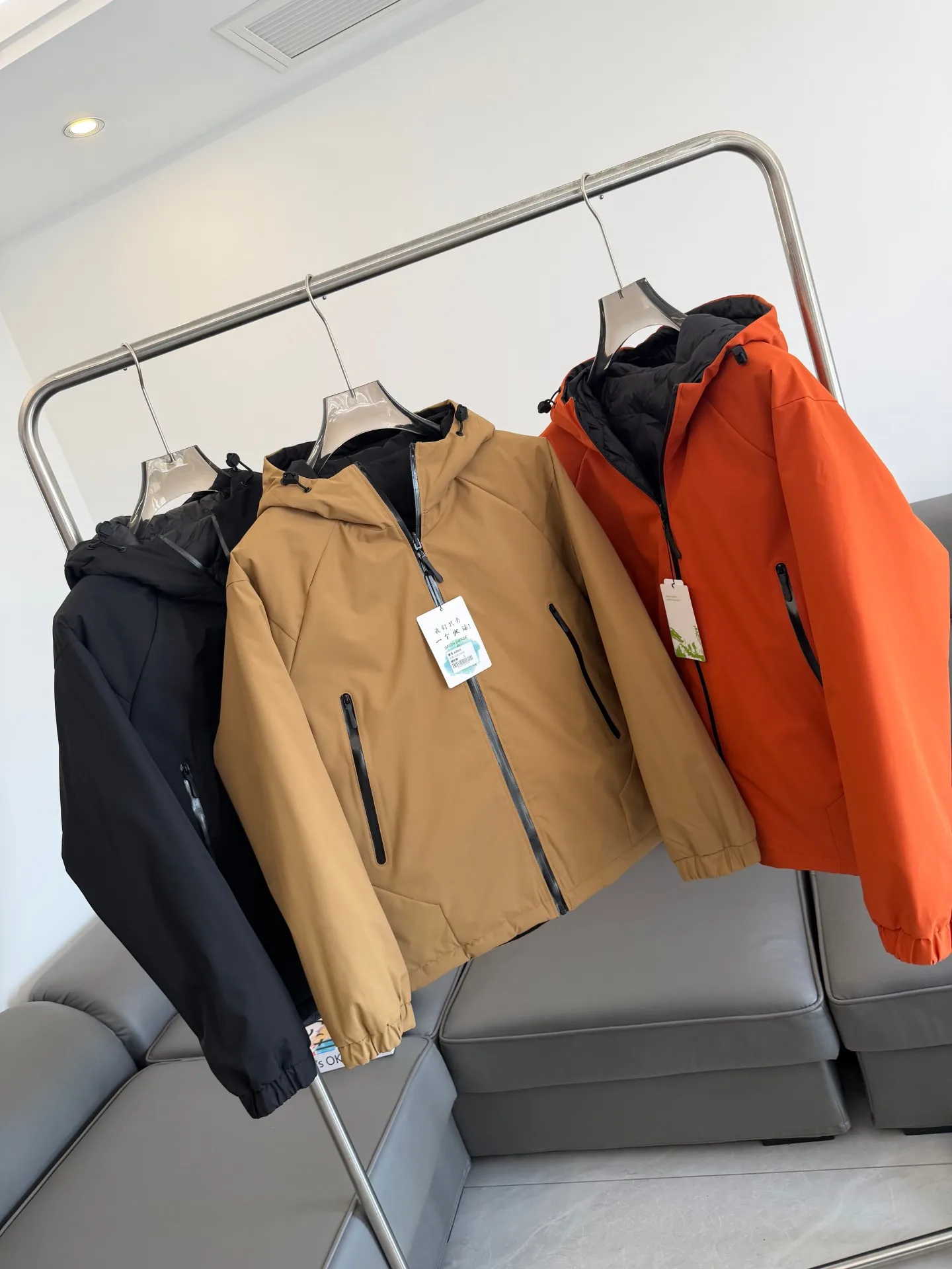 

Мужская зимняя двусторонняя пуховая куртка для активного отдыха, ветрозащитная, теплая, повседневная, с капюшоном, на молнии, водонепроницаемая, модная