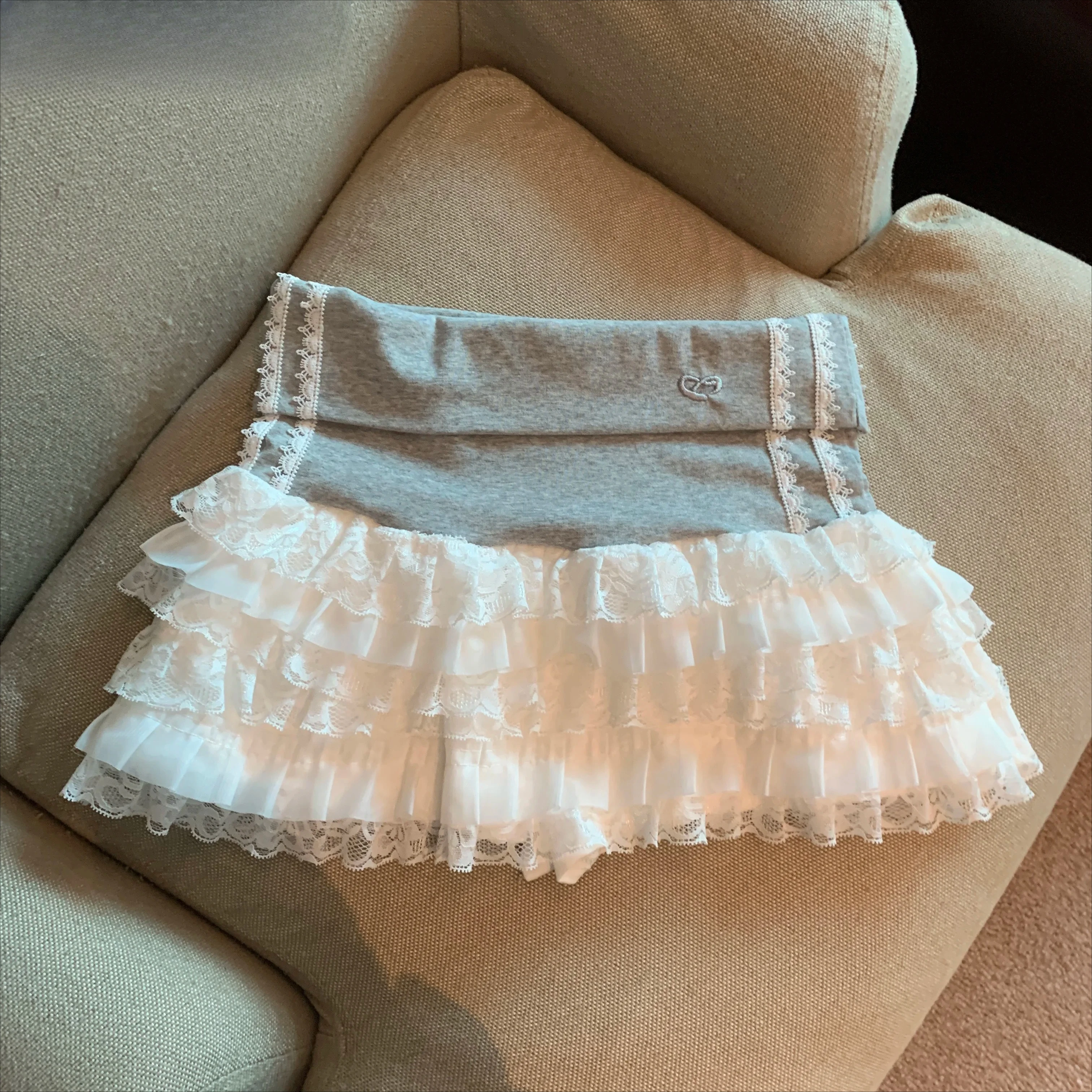 Sweet Lace Splicing Contrast สีเอวสูงเค้กกระโปรงสั้นผู้หญิงฤดูร้อนน่ารักแฟชั่นสบายๆมินิกระโปรง Femme