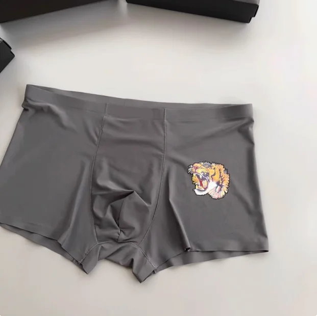 2025 New High end Ice Silk Men's Underwear One piece Silk Breathable Flat Corner Pants, Three Strips per Box