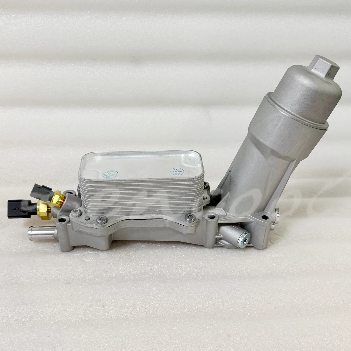 

Комплект корпуса масляного фильтра в сборе для Jeep Grand Cherokee 2011-16 годов 5184331AC 68105583AE 05184294AE 5184294AE 05184331AC 68310865AB