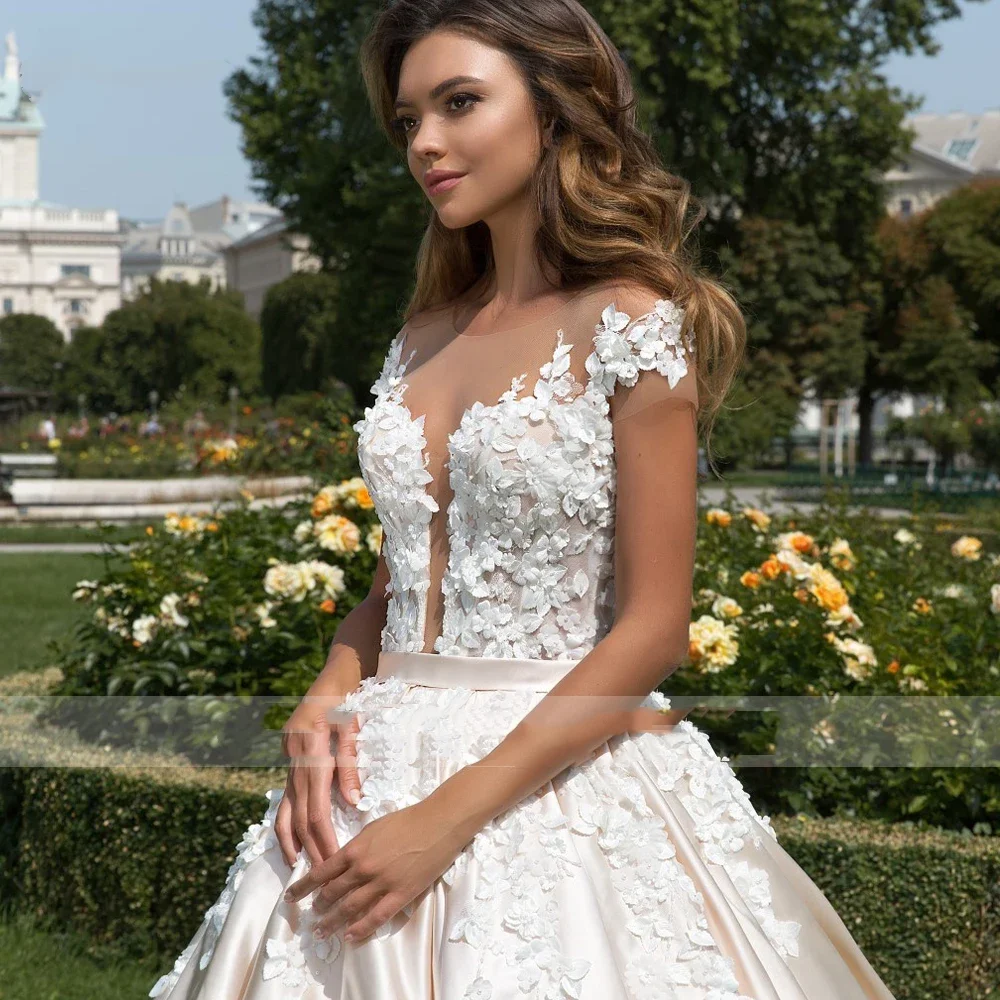 Flavinke فساتين زفاف مخصصة على شكل كرة 2025 سكوب كم كاب رداء De Mariee دانتيل زهور ثلاثية الأبعاد مات ساتان صنع فستان زفاف