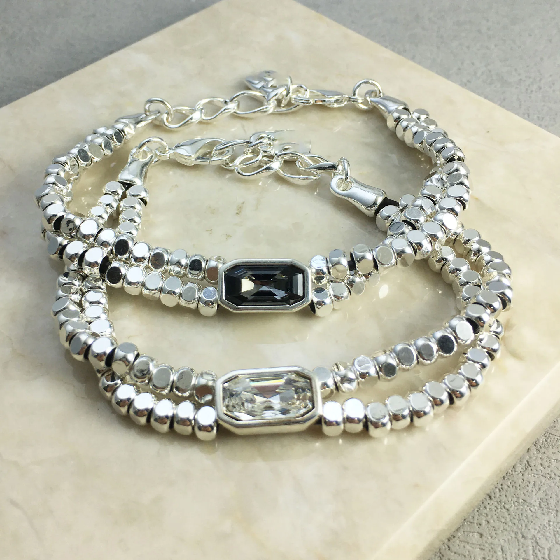

UNO style double-layer crystal couple-style unisex bracelet