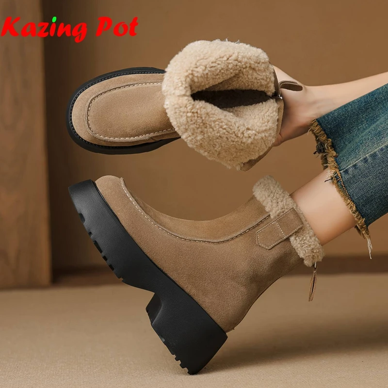 Krazing Pot Wool Cow Suede Round Toe Thick High Heels Snow Boots Platform Keep Warm Natural Fur Back Zipper Punk Ankle Boots