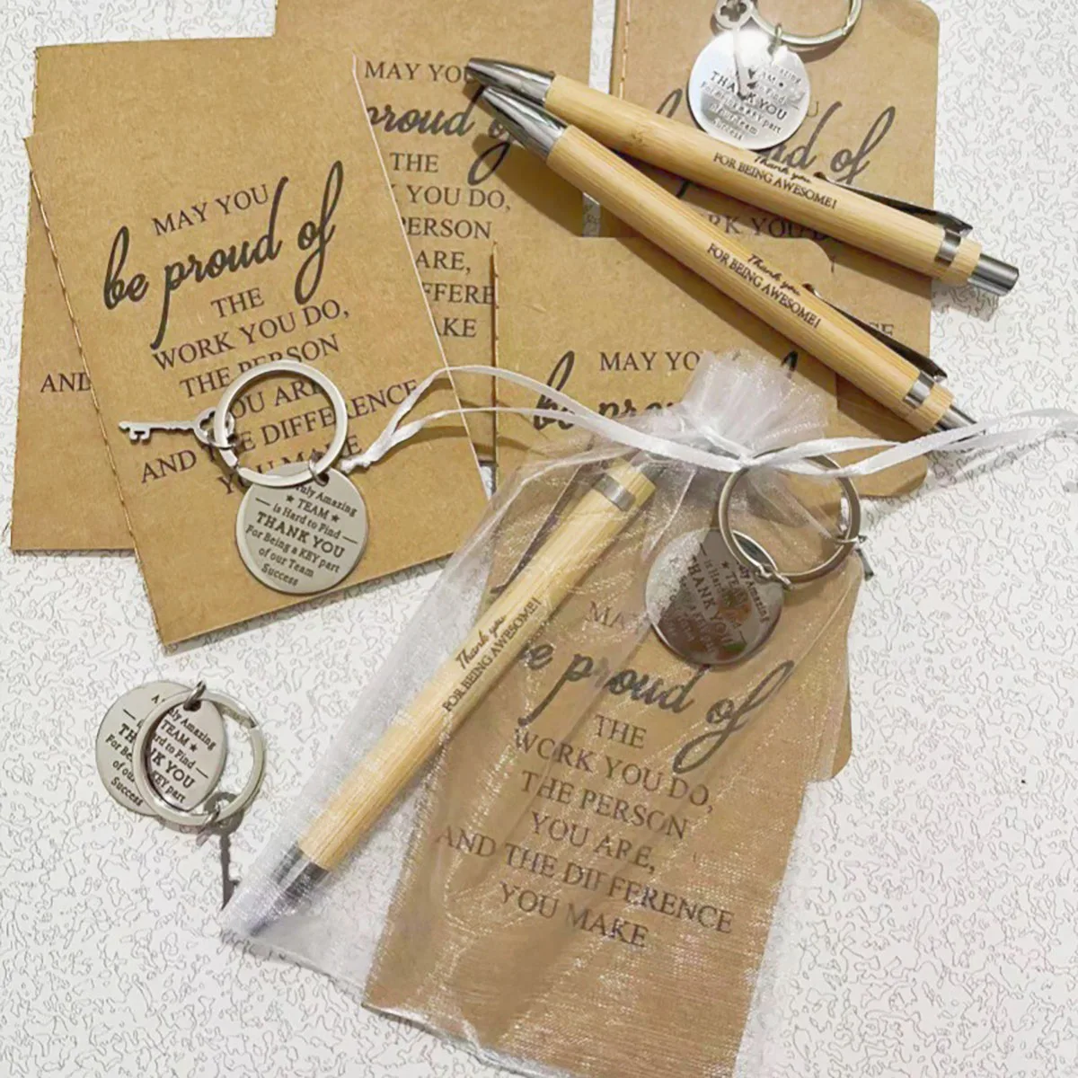 1 مجموعات الموظف التقدير الهدايا السائبة عيد الميلاد شكرا لك أجهزة الكمبيوتر المحمولة ملهمة الخيزران أقلام سلاسل المفاتيح ل زميل العمل ممرضة ﻿