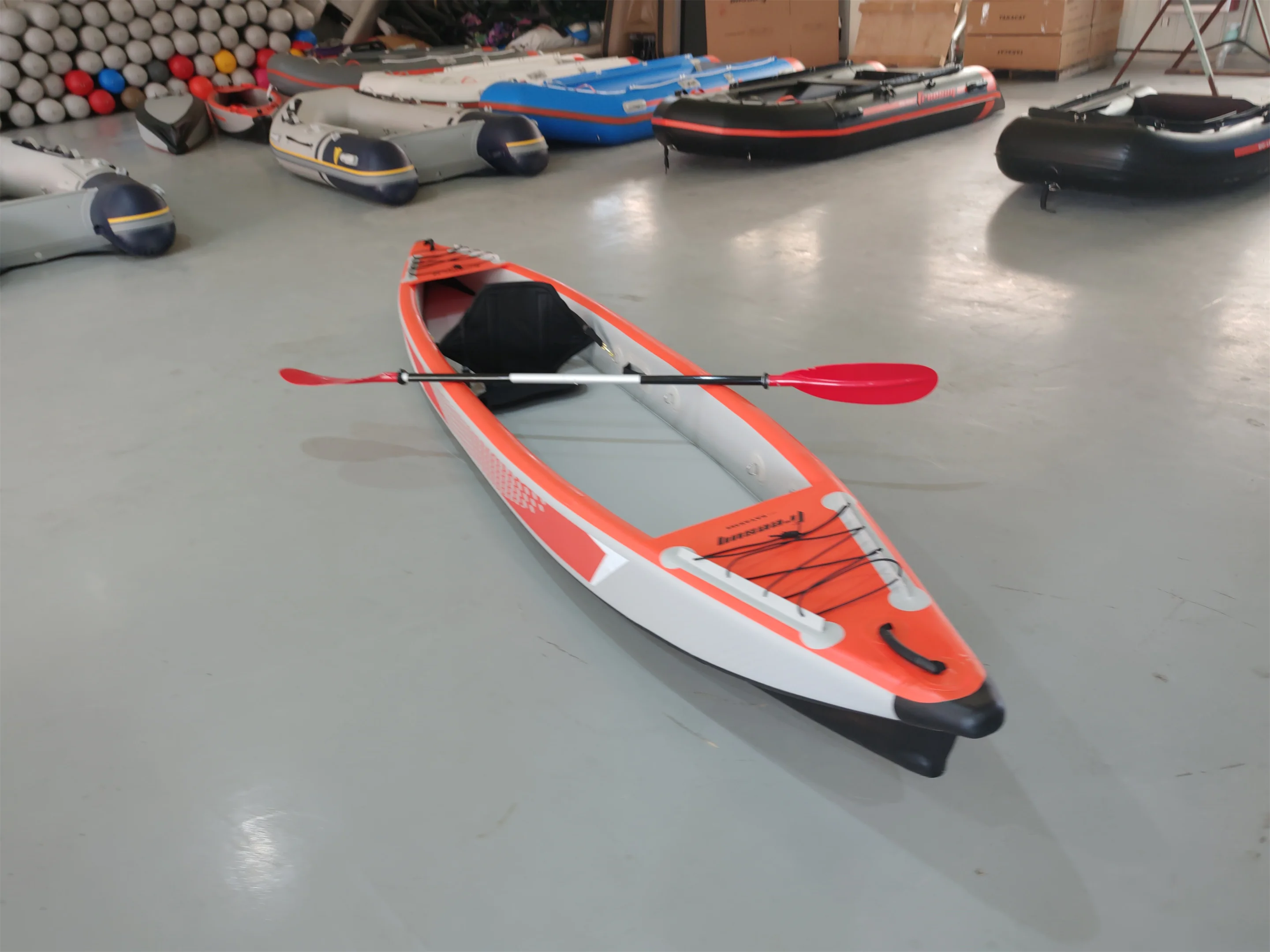 Sit on Top Kayak Inflatable Canoe Kayak Durable Fishing Kayak Sea Ocean River Whitewater Rowing Sport Boat