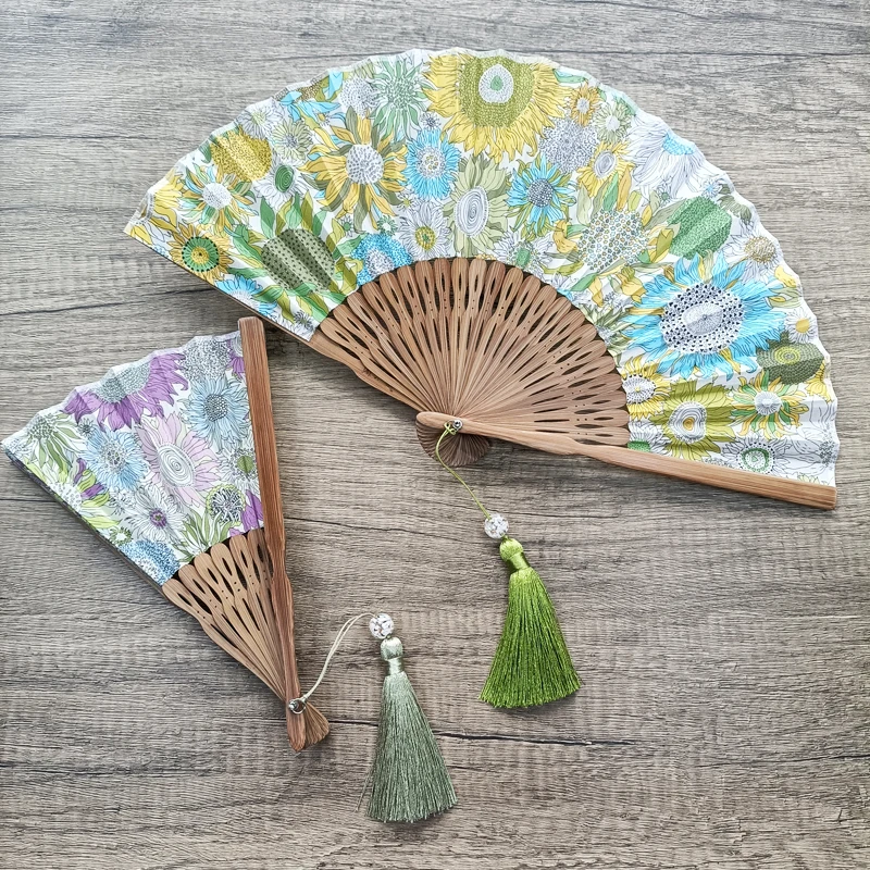 Folding Fan Fashion Wedding Personalized Gift Home Supplies Women's Fan Ball Disco Decorations Convenient Silk Cloth Small Fan