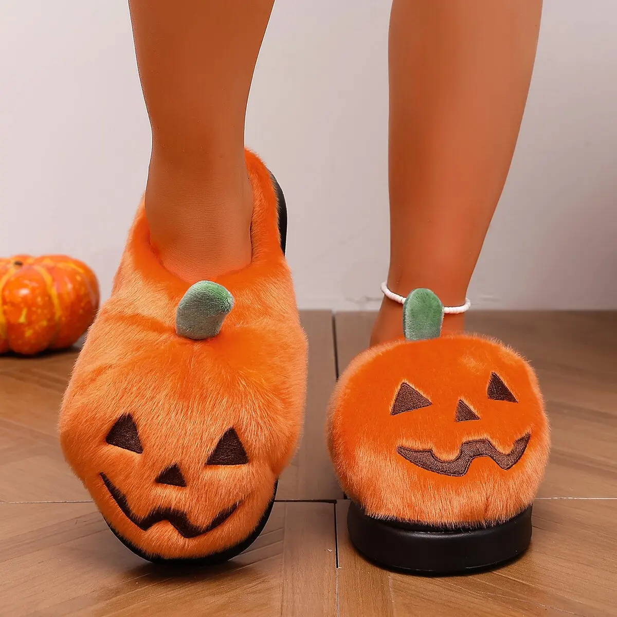 Halloween Plush Women Slippers House 3D Pumpkin Fluffy Slides Unisex Winter Platform Shoes Girls Non-Slip Indoor Holiday Party - view 3