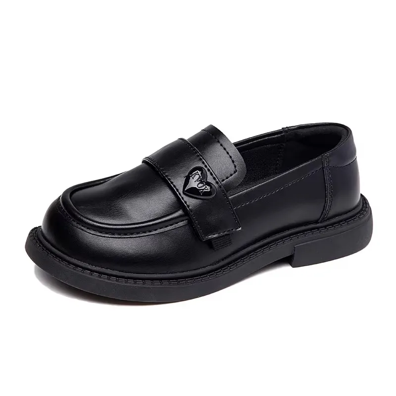 2026 Spring New Girls Leather Shoes with Heart Button Fashion Classic Kids Black Party Wedding Loafers Slip-on Flats Soft 29-37