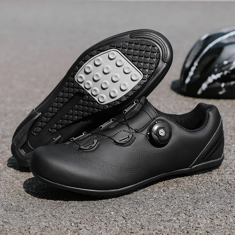 

Women's cycling shoes, breathable mesh upper indoor cycling shoes, rubber sole soft and lightweight safe