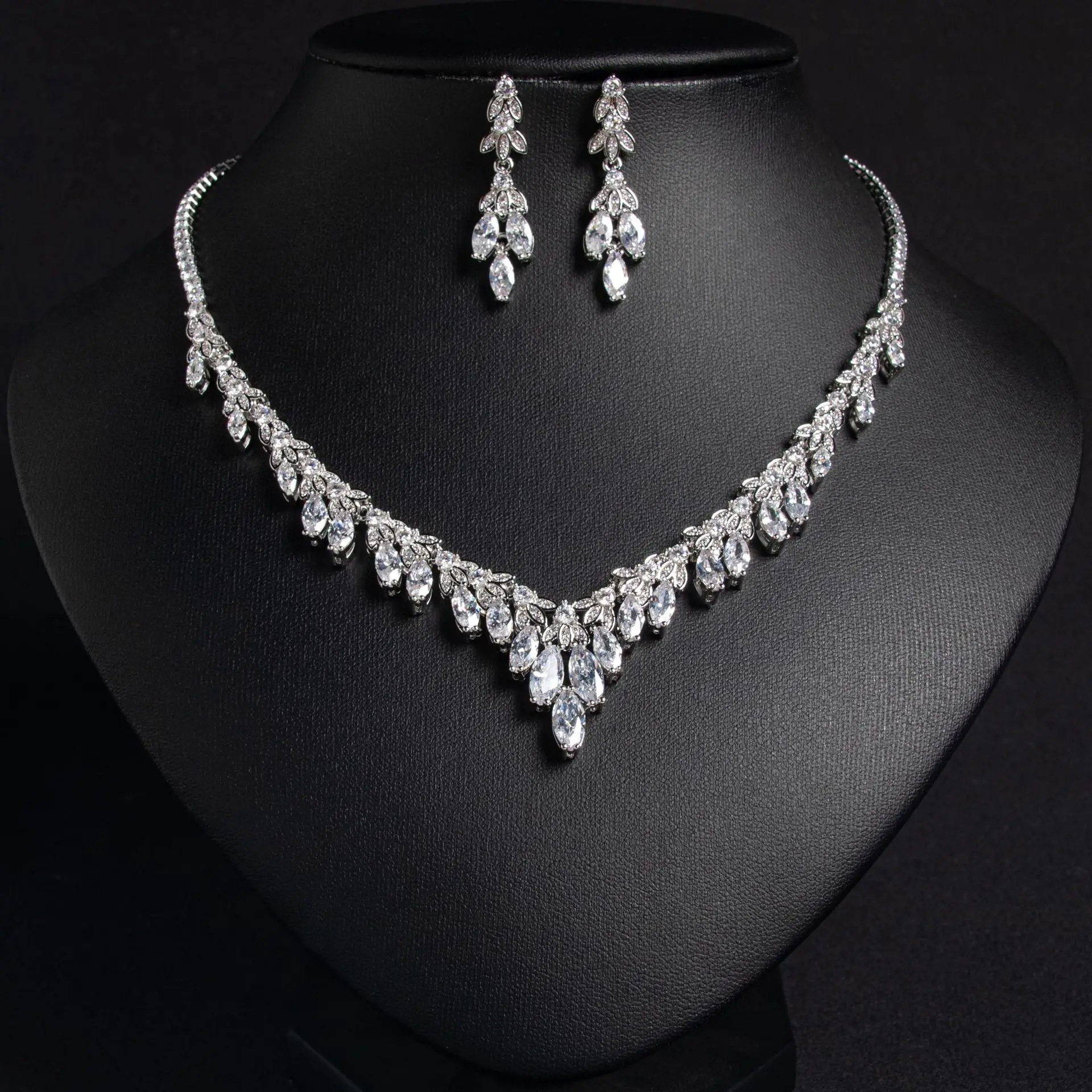 Bridal Sets Necklace Earrings For Women Feminine Two-piece Set Shine Cubic Zircon Wedding Dress Accessories Party Jewelry