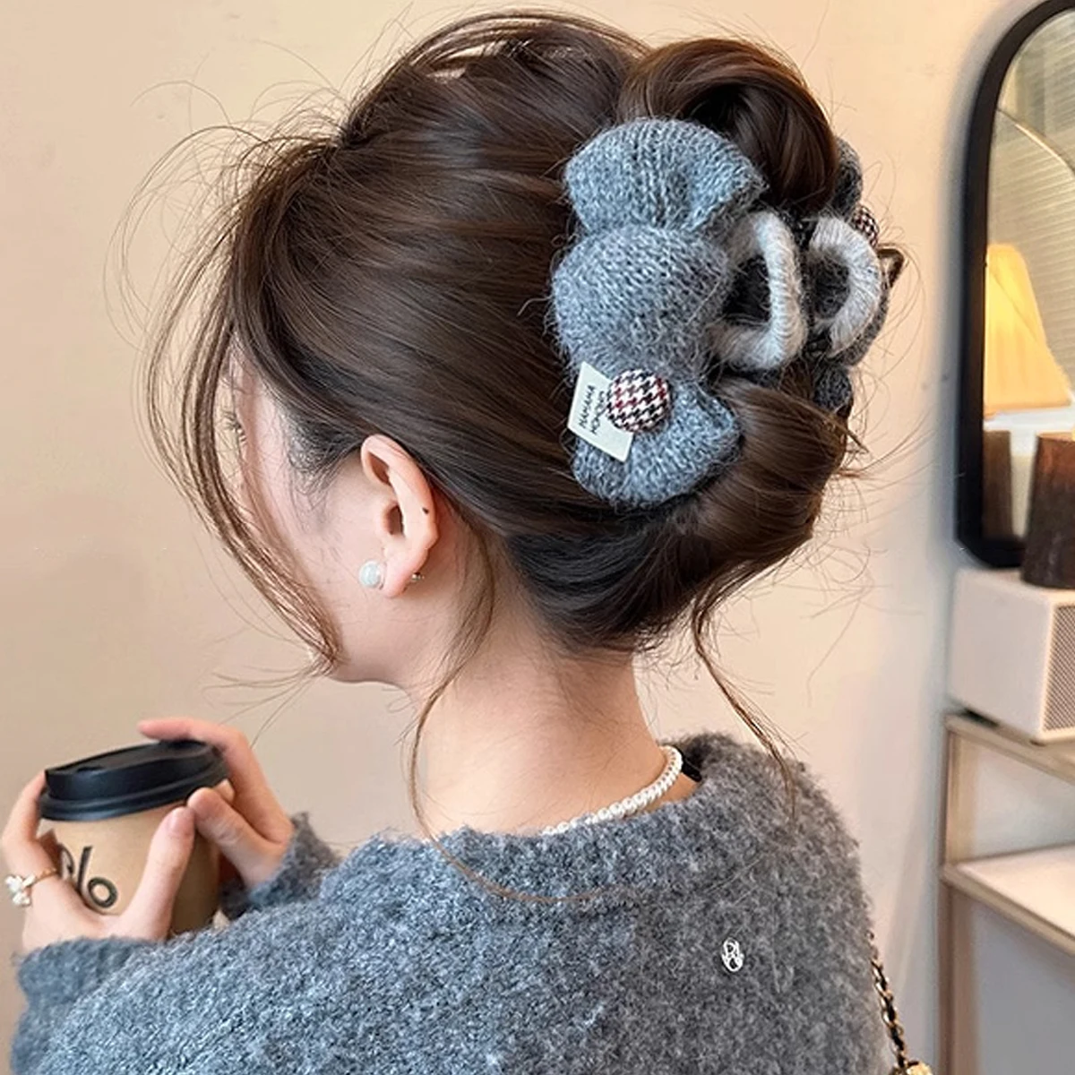 1 clip di squalo con fiocco in filato di medie dimensioni dolce e carino, fermaglio per capelli elegante autunno e inverno per donna, adatto per l'uso quotidiano