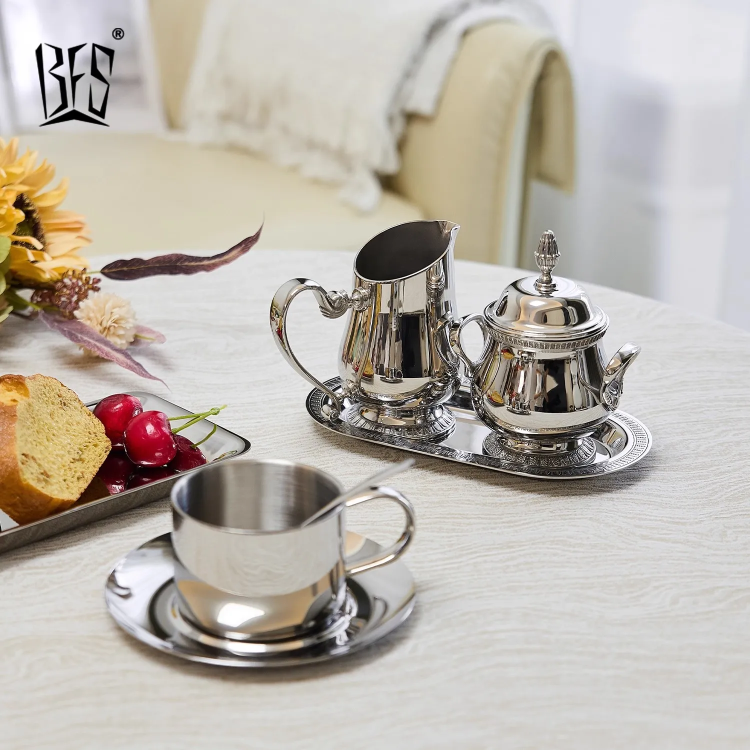 European Style Modern Light luxury Home Use Advanced Sense Stainless Steel Coffee Teapot Milk Cup Sugar Jar Exquisite Tray Set