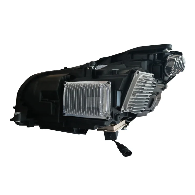 لمرسيدس بنز CLS260 CLS300 W218 كشافات عالية الجودة 2012-2018 CLS W218 ترقية جديدة هندسية متعددة شعاع LED كشافات