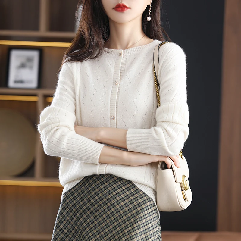 2024 new autumn and winter, women's, short wool cardigan, casual, comfortable, popular, Korean style knitted sweater