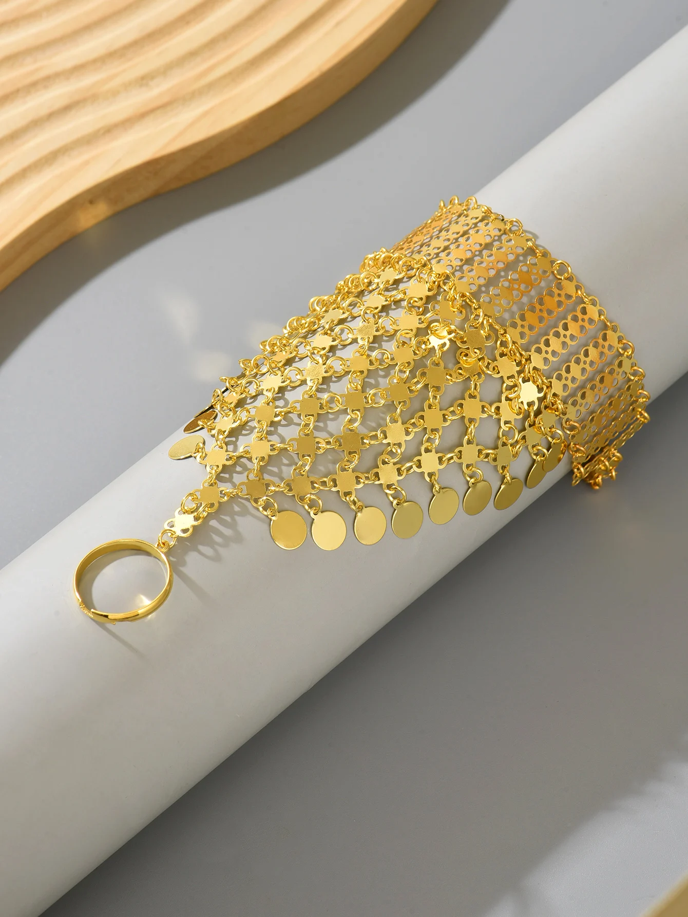 

Tassel round Fashion Versatile Hollow Carved Multi-layer Finger Linked Ancient Coin Hand Back Women's Bracelet