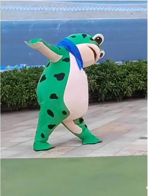 

Новый костюм талисмана для взрослых, Лидер продаж, милый костюм зеленой лягушки с героями мультфильмов, плюшевое рождественское платье, костюм талисмана на Хэллоуин