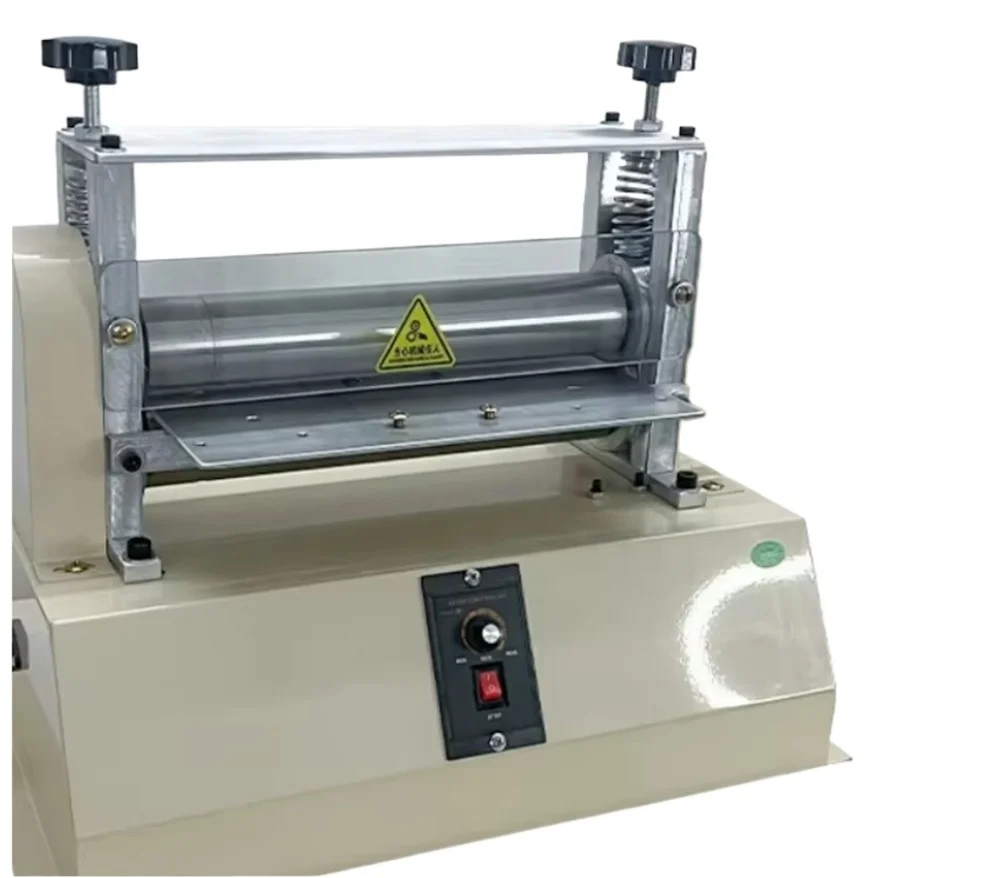 

Высокоскоростная электрическая автоматическая машина для обработки краев кожи с регулируемой скоростью, для обвязки и тиснения плечевых ремней