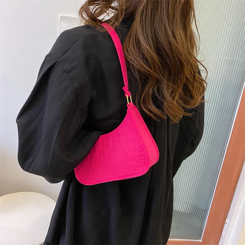 2023 New Pure Felt Woman\'s Tote Bag Retro Designer Exquisite Shoulder Bag Hot Shopper Purses Zipper Crossbody Bags For Women