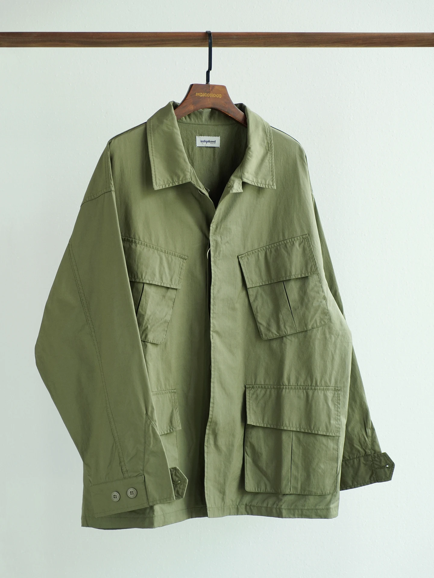 

Indigohood Retro Casual Four ket Jungle Jaet TCU Classic Workwear Double Color Top Loose Fit Long Sve Cotton Polyeste...