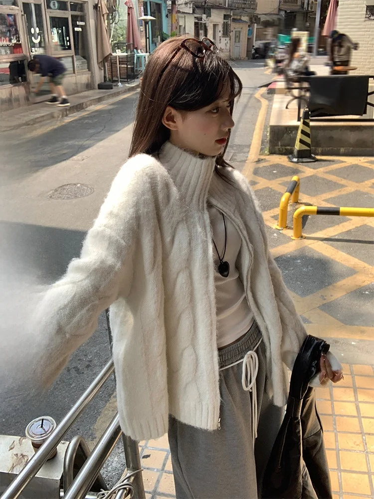 

Loose Knitted Twist Sweater Coat Women's Autumn Winter Color High-End Unique Knittedwear Casual Comfortable Outerwear