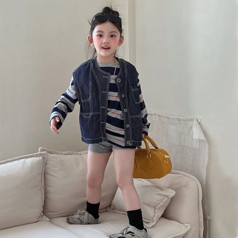 

Girls' Spring New Foreign-style Denim Vest Striped Top 2026 Solid Color Versatile Shorts Three-piece Trendy Set